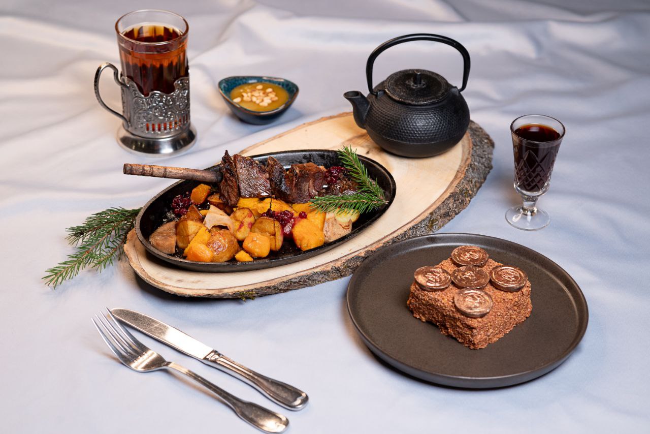 Исторический сет «Е.М.» посвященный дню города Екатеринбурга